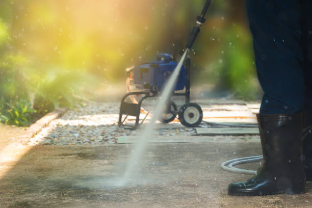 Best Playground Equipment Cleaning  in Safety Harbor, FL